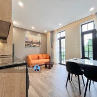 Cho Thuê Căn Hộ 1 Phòng Ngủcao Cấp, Sang Trọng, Full Nội Thất Hiện Đại, Máy Giặt Riêng Ngay Trần Não