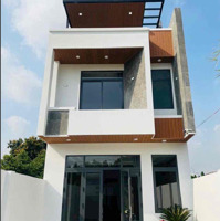Nhà Phú Lợi (Gần Vòng Xoay Hiệp Thành 3)Dt 5,7X25M Tc 70M2 Xd 1 Trệt 2 Lầu Gồm Phòng Khách, Bếp 4Pn