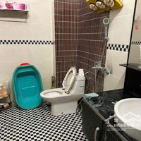 Nhà 4 Tầng Dân Xây Mặt Đê Bát Khối Diện Tích 35.4M2 Đường Oto Tránh