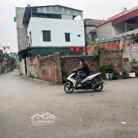 Chủ Cần Bán Gấp Lô Đất Trục Chính Làng( Lô Góc) Tại Dương Quang -Gia Lâm