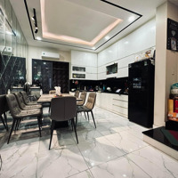 Hot!! Bán Nhà Smarthome Full Nt Cao Cấp, Bàn Cờ, Q.3, 18,3 Tỷ, 74M2, 3Lst, 4 Phòng Ngủ 5Wc