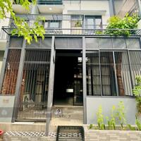 Cho thuê gấp biệt thự ngay trường đại học Việt Đức 80m2, 2 tầng mới hoàn thiện, giá rẻ