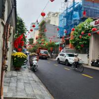 Bán gấp căn góc 3 mặt tiền Đặng Tất ,Tân Định ,Q1 ( 4,2 X 18m )  38 tỷ