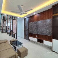 Cực Hot. Bán Nhà Ngõ Thông Ở Lại Yên, Full Nội Thất,Diện Tích49M2, 4 Tầng. Giá Bán 4.25 Tỷ