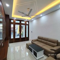 Cực Hot. Bán Nhà Ngõ Thông Ở Lại Yên, Full Nội Thất,Diện Tích49M2, 4 Tầng. Giá Bán 4.25 Tỷ