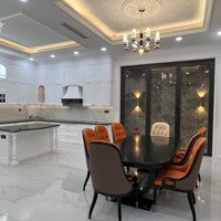 Bán Biệt Thự Cao Cấp Khu K300 - Nguyễn Minh Hoàng, Hầm 5 Lầu Thang Máy, Có Hồ Bơi