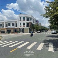 Bán Nhà Giá Tốt Vị Trí Đắc Địa Tại Dĩ An