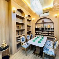 Nhà Đẹp Phố VIP Đặng Tiến Đông, Đống Đa 44m, 5 tầng, giá 10.5 tỷ.