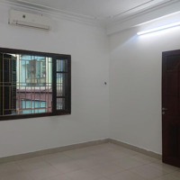 Cho Thuê Văn Phòng Tại Phố Thái Hà, Đống Đa, Hà Nội, 9 Triệu, 36 M2 Và 6 Triệu 22M2