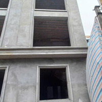 Nhà Mới Xây 4 Tầng Thiết Kế Hiện Đại Tại Tập Thể Cơ Khí Liên Ninh Nhỉnh 5 Tỷ
