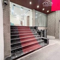 Bán Tòa Nhà Căn Hộ Dịch Vụ Phố Trích Sài
View Trọn Hồ Tây Doanh Thu 2 Tỷ/Năm
Vị Trí Đẹp