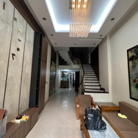 Cho Thuê Nhà 88M*4,5 Tầng, Full Đồ Đẹp,Mặt Phố Yên Lạc, Lạc Trung, Quận Hai Bà Trưng, Giá Bán 20 Triệu.