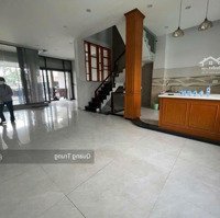 Cho Thuê Np 6 Phòng Ngủ+ 6 Vệ Sinhtại Cách Mạng Tháng Tám, Chánh Nghĩa, Thủ Dầu Một, 30 Triệu Vnd