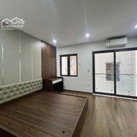 Bán Nhà Bồ Đề. 39,3 M2 * 6 Tầng * 8,7 Tỷ. Thang Máy, Full Nội Thất Nhập.
