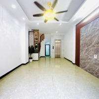 Nhà Ngay Phố Cổ Linh 35M Oto Thang Máy Full Nội Thất Giá Bán 6,5 Tỷ