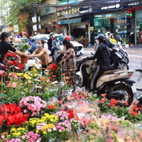 Bán Nhà Mặt Phố Tại Hoàng Hoa Thám, Gần Chợ Bưởi Sầm Uất Nhất Phố.