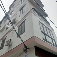 Cho Thuê Nhà Xây Mới Tại Long Biên - Thang Máy - Lô Góc Thoáng Sáng Gần Cầu Vĩnh Tuy Chương Dương