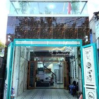 Nhà Lầu Gần Trường Học Dĩ An A Và B, Giá Bán 4 Tỷ 200 Triệu