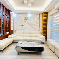 Trung Tâm Quận Bồ Đề - Ngõ Đẹp - Ô Tô Đỗ Cửa - Tiện Ích Bạt Ngàn - Gần Hồ - Full Nội Thất 11Tỷ