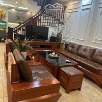 Bán Nhà Bồ Đề 74M2* 4 Tầng* 9.5 Tỷ, Full Nội Thất, Có Sân Rộng
