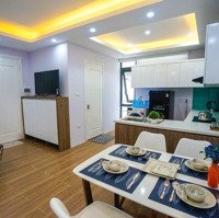 Nhà Dòng Tiền Lô Góc, 7 Tầng, Thang Máy, Ô Tô 7 Chỗ Qua Nhà Gần Chợ Ngọc Thuỵ.