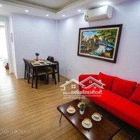 Nhà Dòng Tiền Lô Góc, 7 Tầng, Thang Máy, Ô Tô 7 Chỗ Qua Nhà Gần Chợ Ngọc Thuỵ.