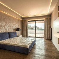 Ngang Hiếm Gần 5,5M! Nhà Đẹp Sát Mặt Tiền Huỳnh Văn Bánh, Pn (5,7X17M) ~ 79M2 - 4 Tầng Chỉ 12 Tỷ Tl