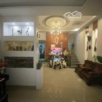 Nhà 3 Tầng,78M2 Ngay Tttp, Kiệt Oto, Thiết Kế Hiện Đại, Sang Trọng, Đầy Đủ Tiện Nghi. Nhỉnh 6Tỷ.