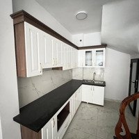 Cho Thuê Nhà Riêng 30M2, 6 Triệu Vnd Tại Thạch Bàn, Long Biên, Hà Nội