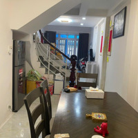 Cần Bán Nhà Hxhcách Mạng Tháng 8, Quận 10, 1 Trệt 3 Lầu,Diện Tích55 M2, 4 X 11M, Liên Hệ: 0985254736