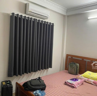 Cần Bán Nhà Hxhcách Mạng Tháng 8, Quận 10, 1 Trệt 3 Lầu,Diện Tích55 M2, 4 X 11M, Liên Hệ: 0985254736