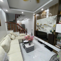 Bán Nhà Phạm Ngọc Thạch, 36M, Gần Ô Tô, Full Nội Thất, Cách Phố Vài Bước Chân, Chỉ 6.35 Tỷ