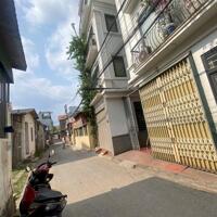 Bán nhà Bát Khối Long Biên 30m2 mt 5.8m 5 tầng nhà mới nhỉnh 4 tỷ 30m ra ô tô tránh