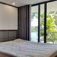 Cho thuê căn hộ view hồ, 1PN, 55m2 tại Yên Phụ, Tây Hồ, đủ đồ đẹp hiện đại