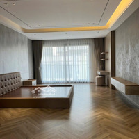 Siêu Phẩm Nguyễn Văn Cừ View Triệu Đô Nhà Mới Kính Koong Chỉ Nhỉnh 12 Tỷ!