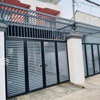 Cho Thuê Nhà 1 Triệuệt 1Lầu Gần Trường Tiểu Học Phú Hoà
- Nhà Gồm:1 Pkhách 3 Phòng Ngủ, 2 Vệ Sinh Sân Xe 7Cho