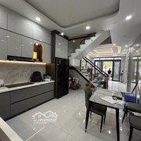 Bạn Muốn Ở Nhà Đẹp Q.1O - Ngay Clb Lan Anhô Tô Đậu Trong Nhà...4.5M15M 4 Tầng Sân Thượng 5Wc