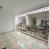 Cần Bán Nhà Khu Xuân La - Võ Chí Công