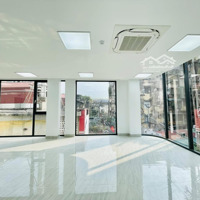Cho Thuê Văn Phòng Hoàng Cầu Lô Góc 90M2 18 Triệu Mới Tinh Vuông Vắn Free Làm Ngoài Giờ Free Để Xe