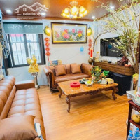 Bán Nhà Đường Láng, 60M, Kinh Doanh, Dòng Tiền, Thang Máy, Oto Vào Nhà, Mặt Hồ, Giá Bán 35 Tỷ