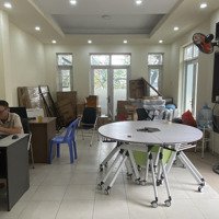 Chủ Nhà Bán Nhà Mặt Phố 518 Cách Mạng Tháng Tám, P11, Q3. Diện Tích: 4.9M*13.5M