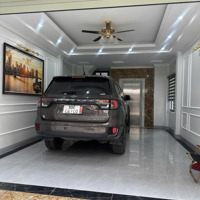 Cho Thuê Nhà Ngõ 189 Hoàng Hoa Thám 50M X6T Thang Máy