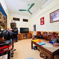 Bán Nhà Thuỵ Khuê Tây Hồ 43M Chỉ Nhỉnh 7Tỷ Cách Phố 50M Vị Trí Siêu Đẹp Xd Bán Đất Tặng Nhà 3T