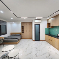 Bán Nhà Góc Hai Mặt Tiền Đường Lê Lư, 17,9 Tỷ, 8 X 20M, 3 Tấm 5 Phòng Ngủ 6 Vệ Sinh Đẹp, Nhiều Tiện Ích Hot!