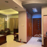 Biệt Thự Đẳng Cấp - Cư Xá Lữ Gia Q11 300M2 Thang Máy - Gara Đậu 4 - 5 Chiếc Ô Tô Tặng Full Nội Thất