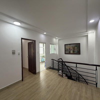 Cho Thuê Căn Hộ (2 Tầng) 154M2, 3 Phòng Ngủ, 4 Wc, Pk & Bếp Rộng C/C Lugia Plaza 70 Lữ Gia P15 Q11