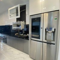 Cho Thuê Ch 1 Phòng Ngủ 1 Vệ Sinhtại Republic Plaza, Cộng Hòa, Tân Bình, Giá Bán 13.5 Triệu, 55M2,Lh Em : 0934977411