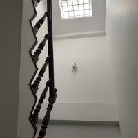 Cho Thuê Cả Nhà 3,5 Tầng Ngõ 75 Phú Diễn