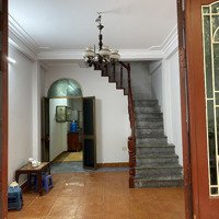 Cho Thuê Cả Nhà 3,5 Tầng Ngõ 75 Phú Diễn