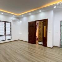 ĐẦU NĂM NHÀ MỚI TỔ ẤM BỀN ĐÀO TÂN –BA ĐÌNH DT 40M 7TẦNG THANG MÁY ÊM RU GIÁ CHỈ 8 TỶ